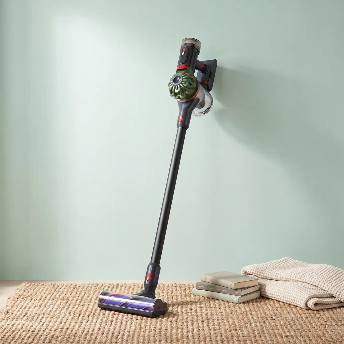 Dyson V8 Cyclone – Schwarz/Grün Akku-Staubsauger