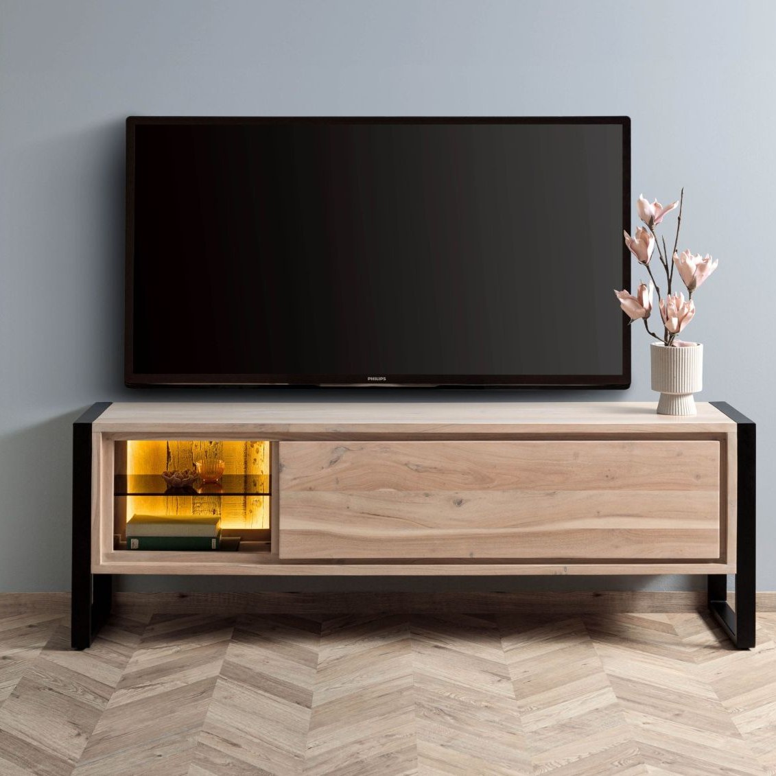 Massivmoebel24.de Lowboard Akazie / Altholz 180x40x60 natur lackiert DENVER #115