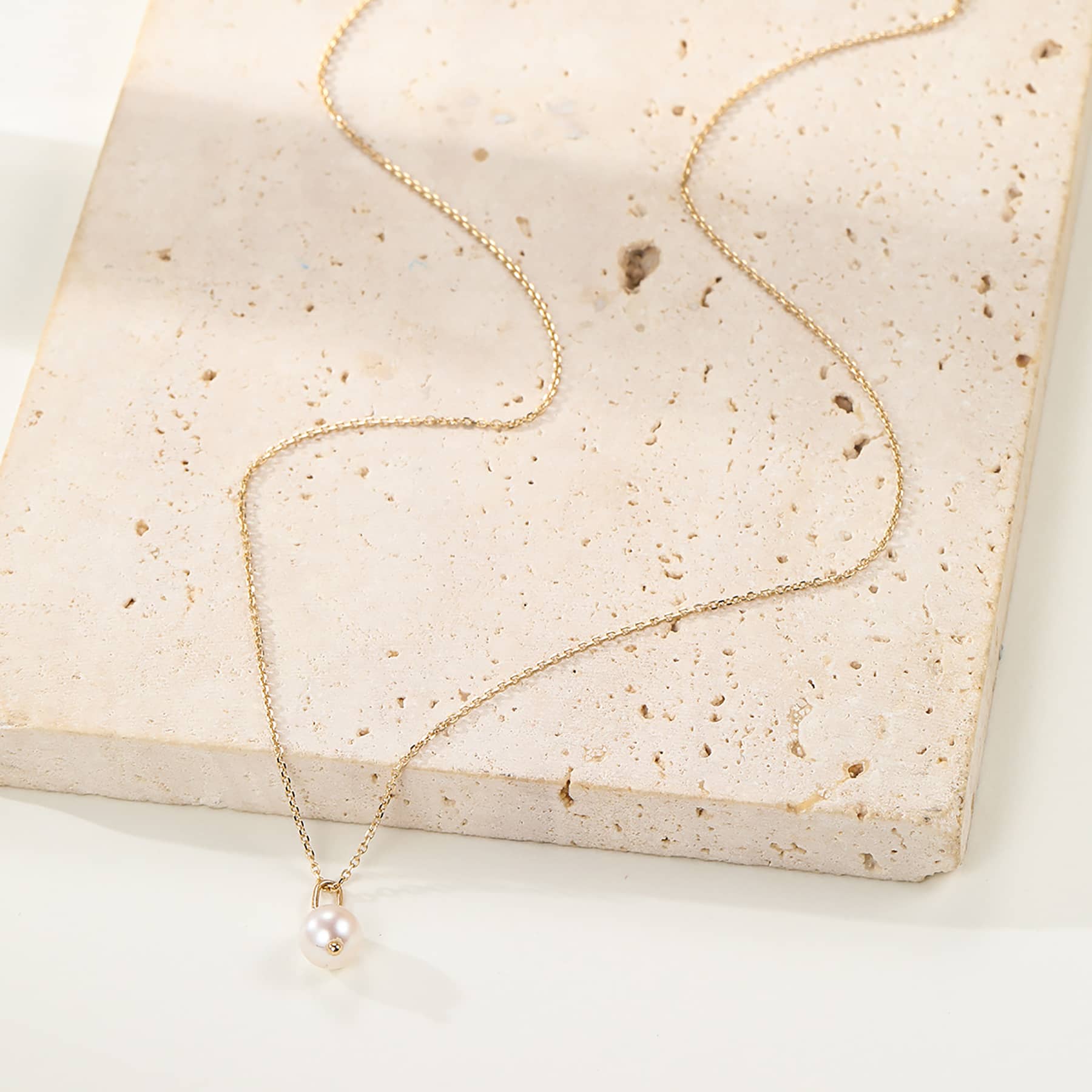 Hey Happiness New Beginnings Perle Halskette mit Anhänger 14K Gold